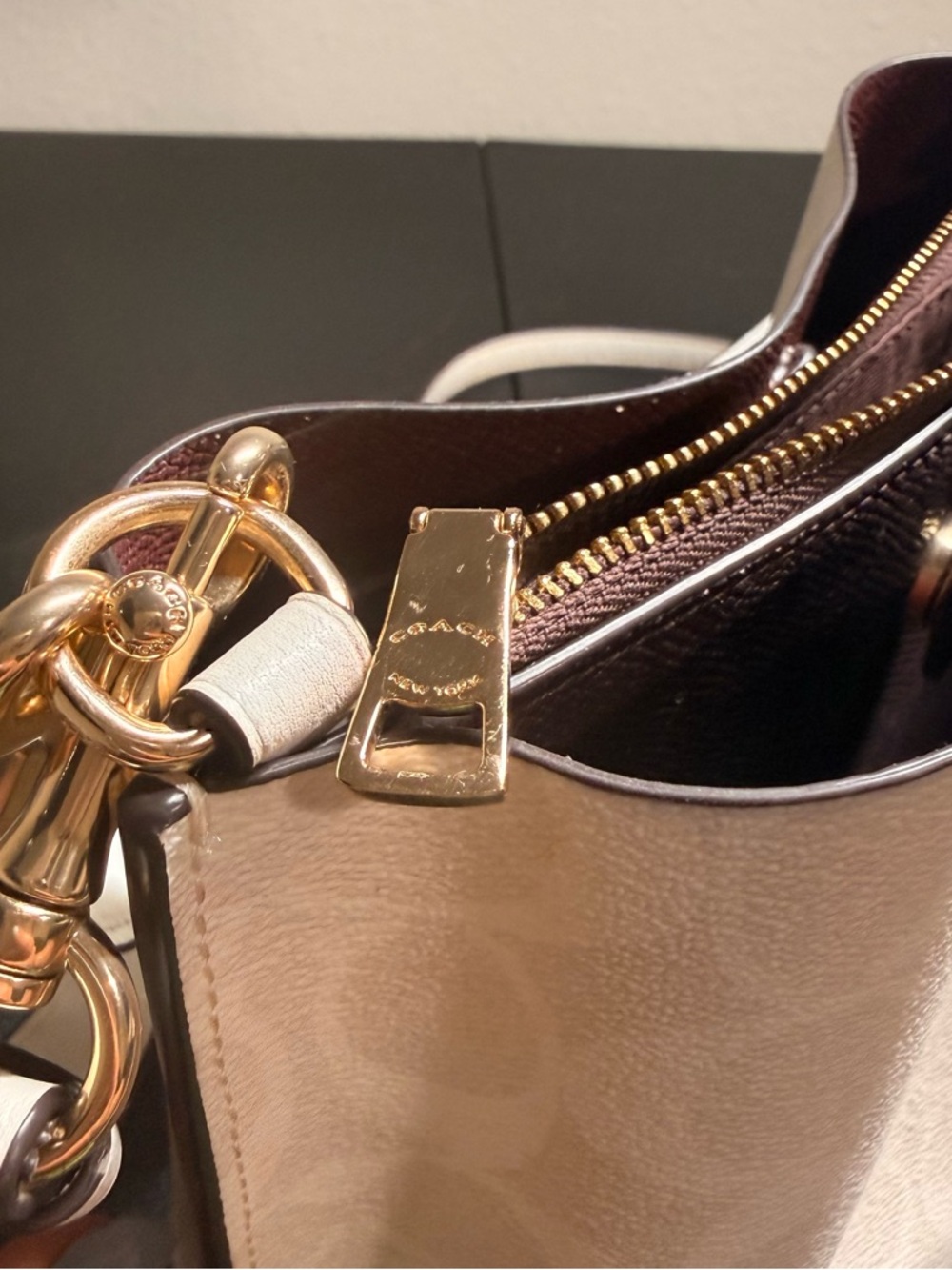 Coach Signature Pebble Leather Crossbody in White - Picture 5 of 6